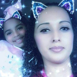 Meet your Posher, Lorena